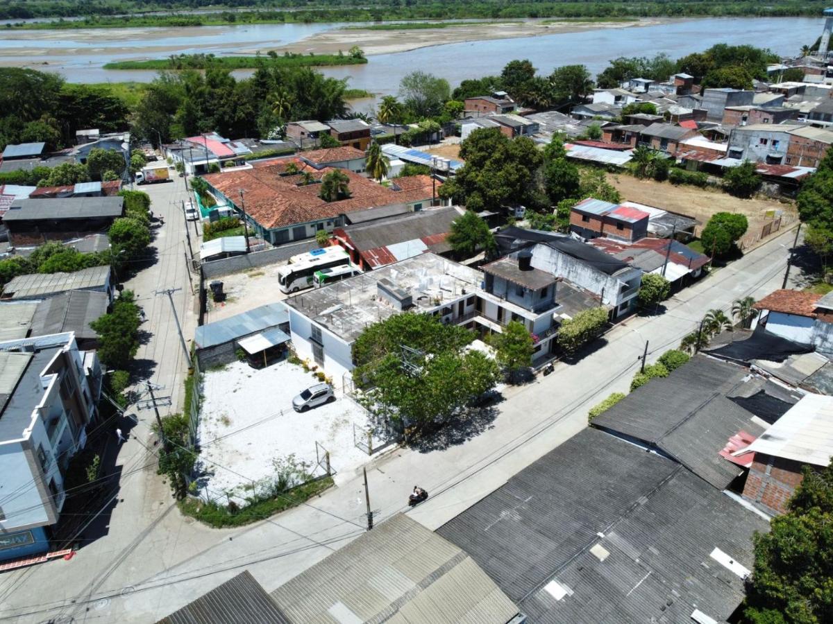 Hotel Paraiso Plaza Puerto Triunfo Eksteriør bilde
